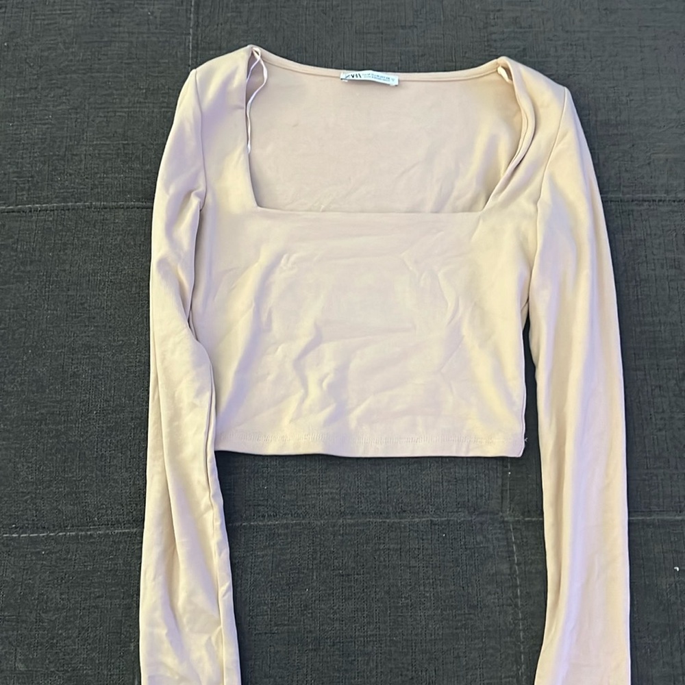 Zara Longsleeve